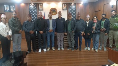 टोपी दिवसमा मेयरसँग रोट्र्याक्टको शुभकामना